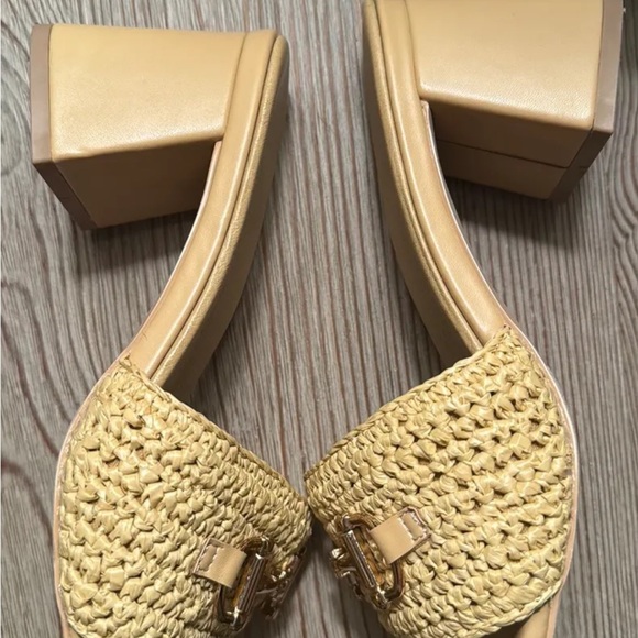 🩵SOLD ON CURTSY🩵Madden Girl Heels - Picture 8 of 10